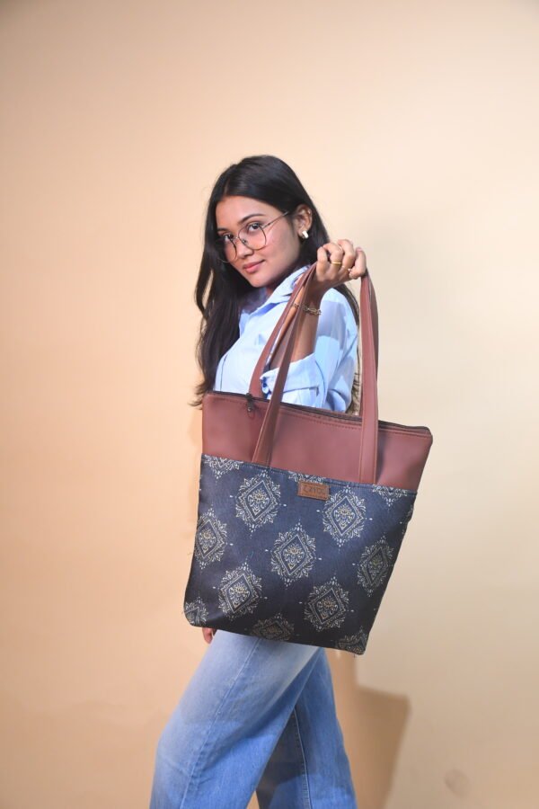 DSC_3043 Utsav Medallion Diamond Print Tote Bag