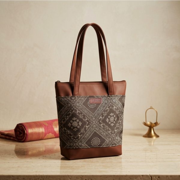 Zari Bandana Paisley Print tote Bag